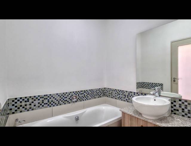 2 BEDROOM APARTMENT FOR SALE IN RIVONIA